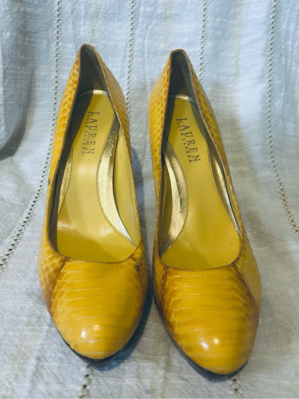 Lauren Ralph Lauren Mustard Yellow Textured Leather Pumps